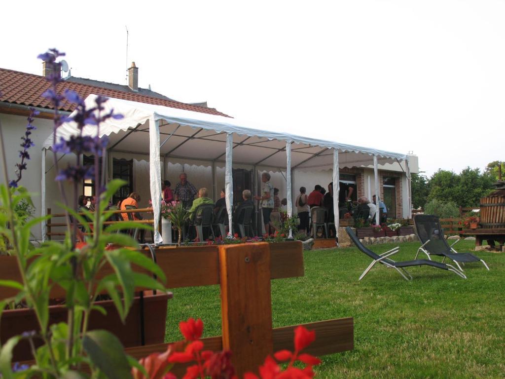 Hotel Restaurant De L'Abbaye Clairvaux Exterior photo
